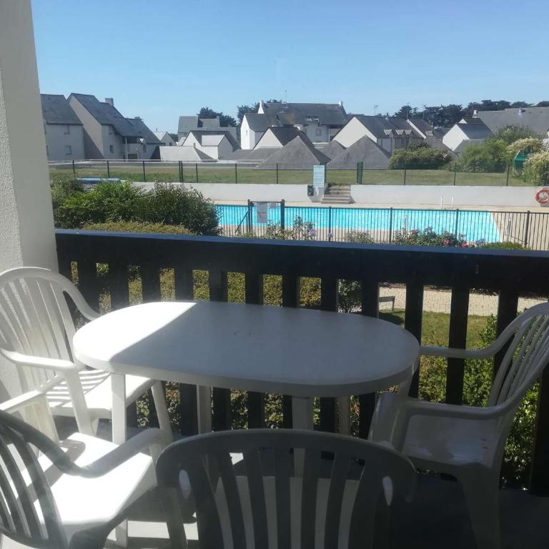 Appartement 3 pièces rénové avec piscine à Quiberon - Balcon, parking, proche plage - FR-1-478-207 - Apartment - 10