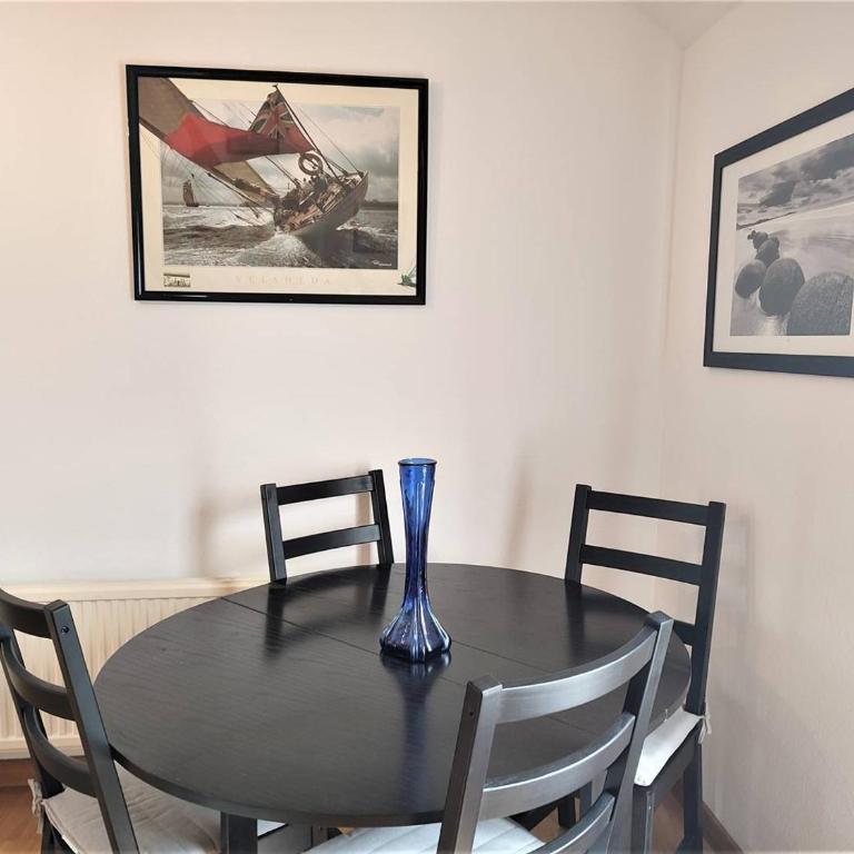 Bel Appartement 3* au Centre de Perros-Guirec avec WIFI, Balcon et Parking - FR-1-368-337 - Apartment - 7