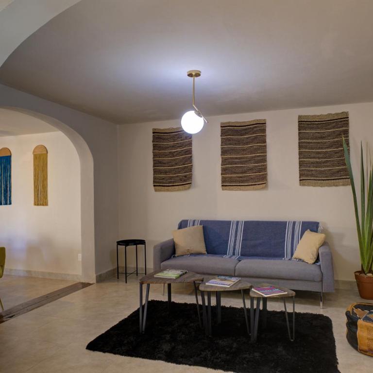 5BR Beautiful home in downtown Cancun, 10min beach - Five-Bedroom House - 15