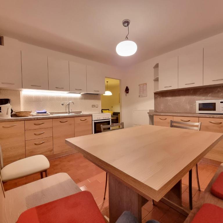 Cesa Fortunato - Appartamento con 3 Camere da Letto - 13