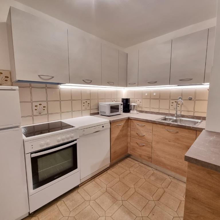 Cesa Fortunato - Appartamento con 2 Camere da Letto - 9
