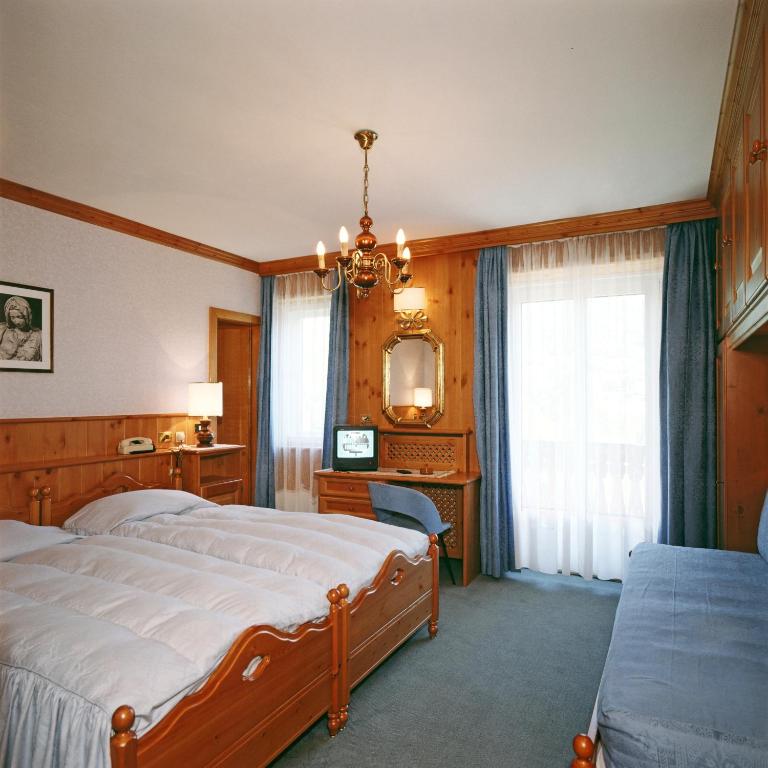 Hotel Columbia & Spa - Camera Matrimoniale Comfort con Balcone e Vista - 9