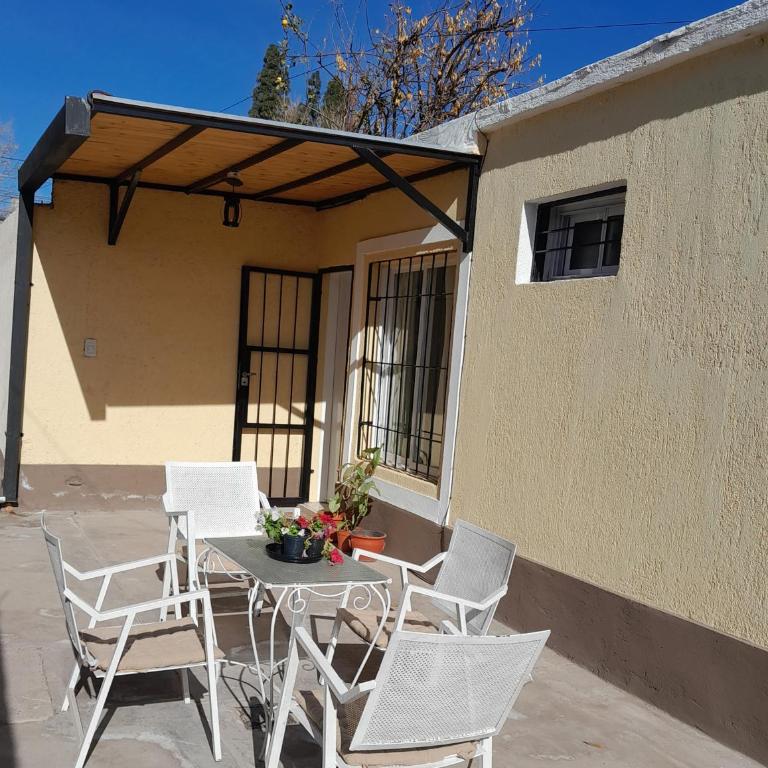 La Casita - Two-Bedroom House - 2