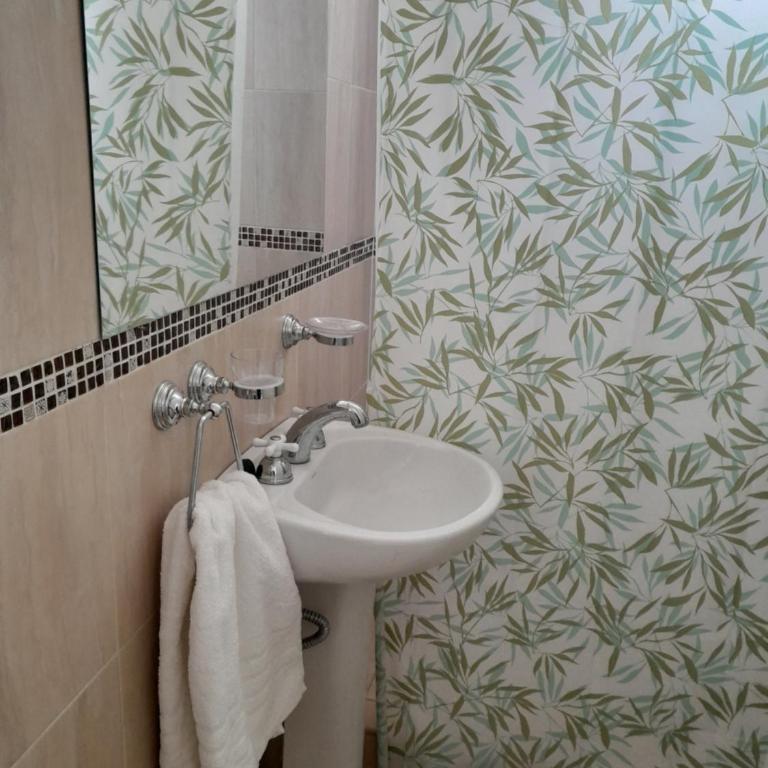 La Casita - Two-Bedroom House - 17