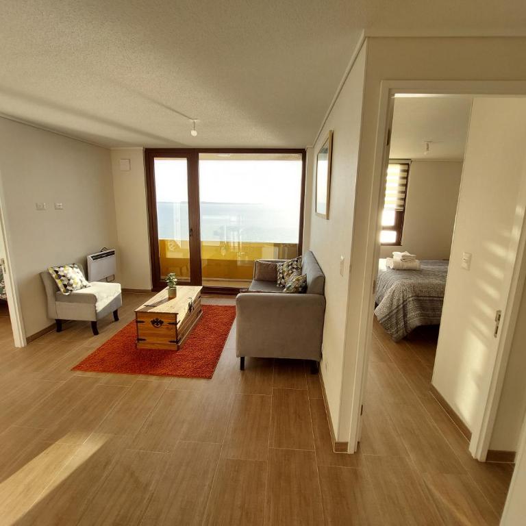 Departamento con preciosa vista al mar y ciudad - Apartamento de 2 dormitorios - 9
