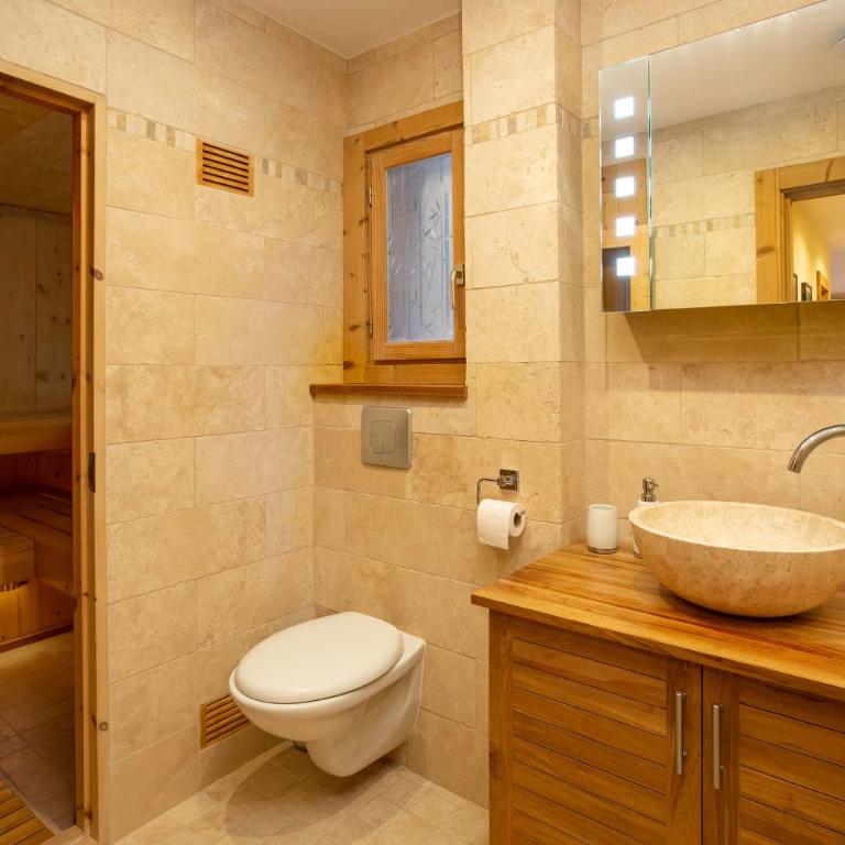 Chalet des Favrands - Three-Bedroom Chalet - 6