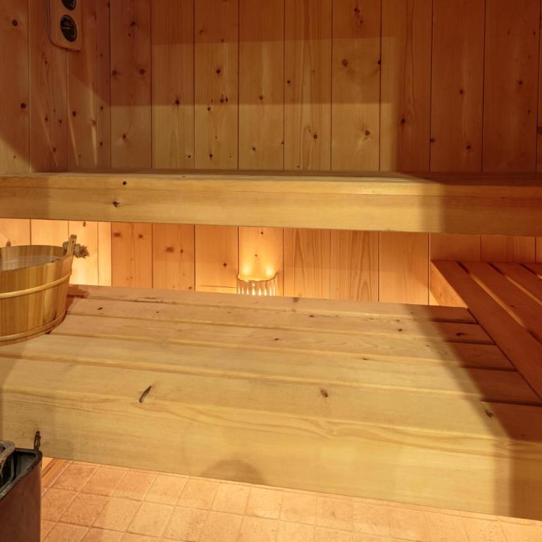 Chalet des Favrands - Three-Bedroom Chalet - 4