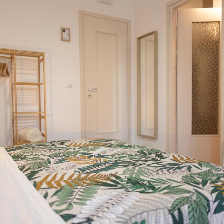 Baronetto B&B - Camera Matrimoniale Deluxe con Balcone - 10