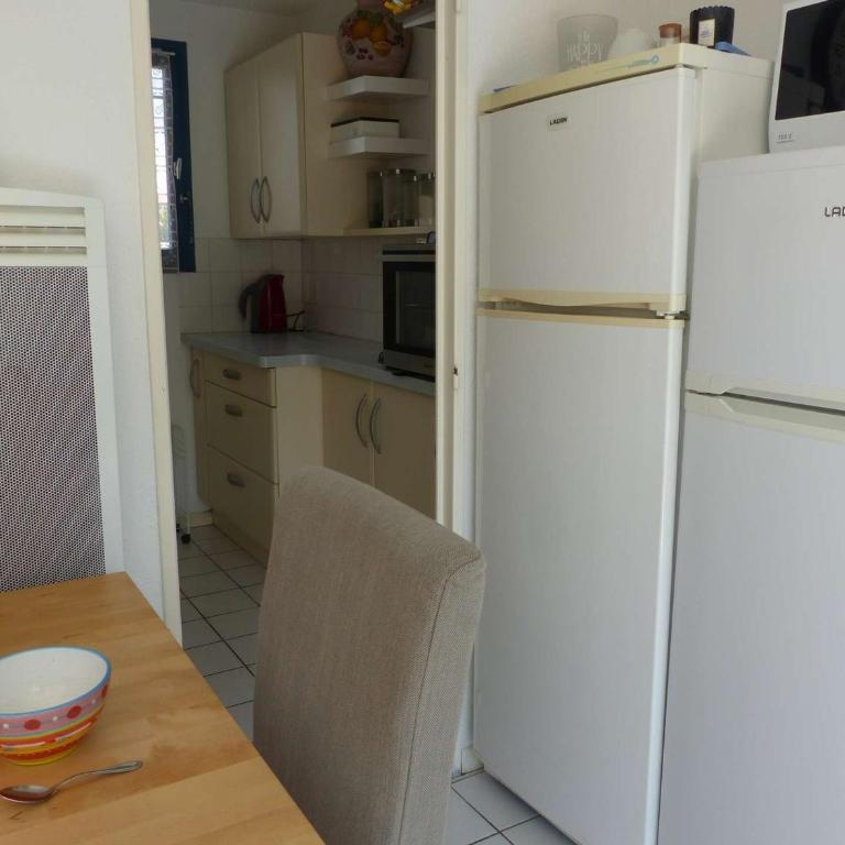Mazet climatisé avec terrasse au Lavandou - FR-1-308-78 - Maison de Vacances (4 Adultes) - 9