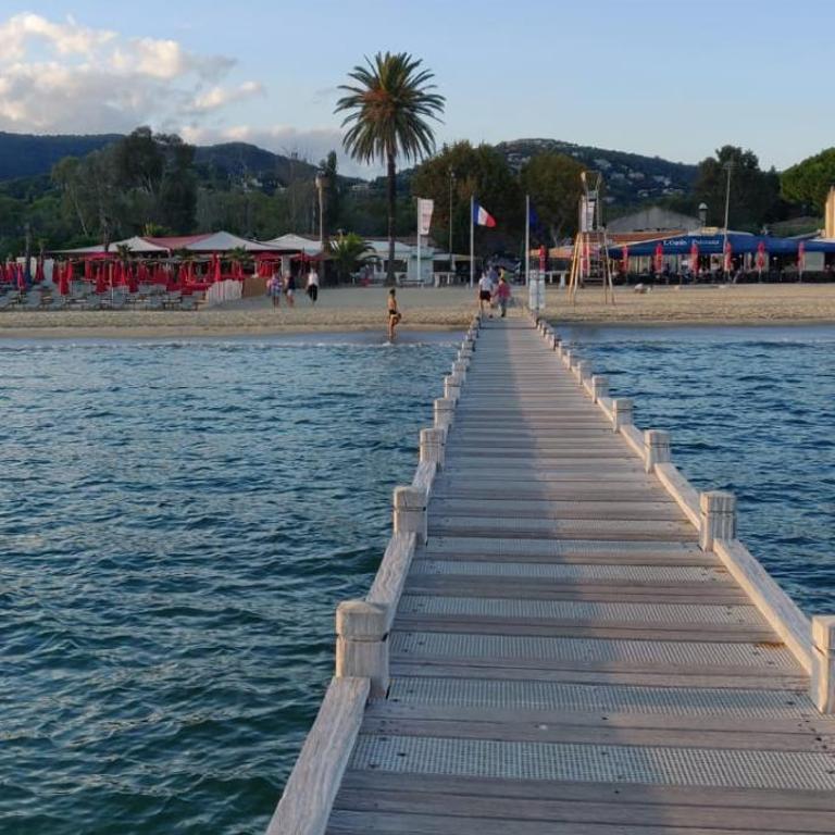 "TI SABLE" Agréable studio climatisé, Jolie Vue Mer, Piscine à Cavalaire sur Mer Golfe de St-Tropez - Appartement - Vue sur Mer - 41