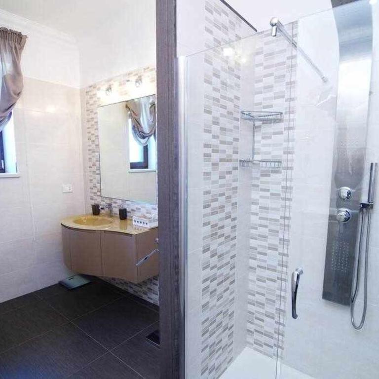 Luxury Vale Villa . - Villa con 3 Camere da Letto - 45