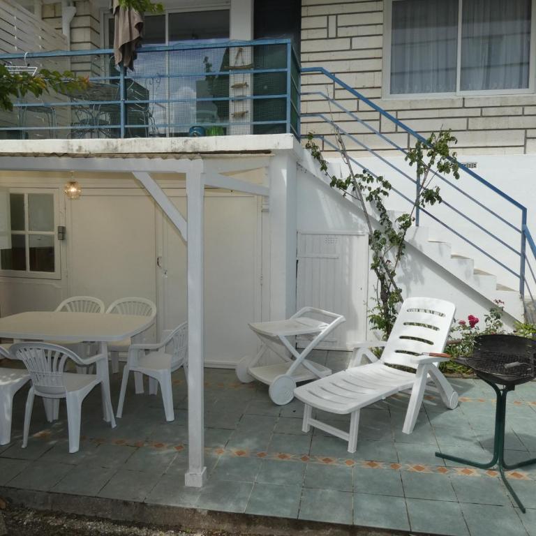 Appartement T3 en centre-ville avec terrasse et parking privé à Royan - FR-1-71-90 - Apartment (4 Adults) - 2