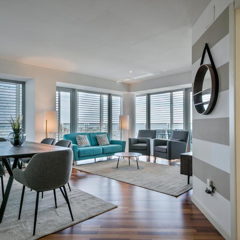 Alcam Llum Deluxe - Three-Bedroom Apartment - 1