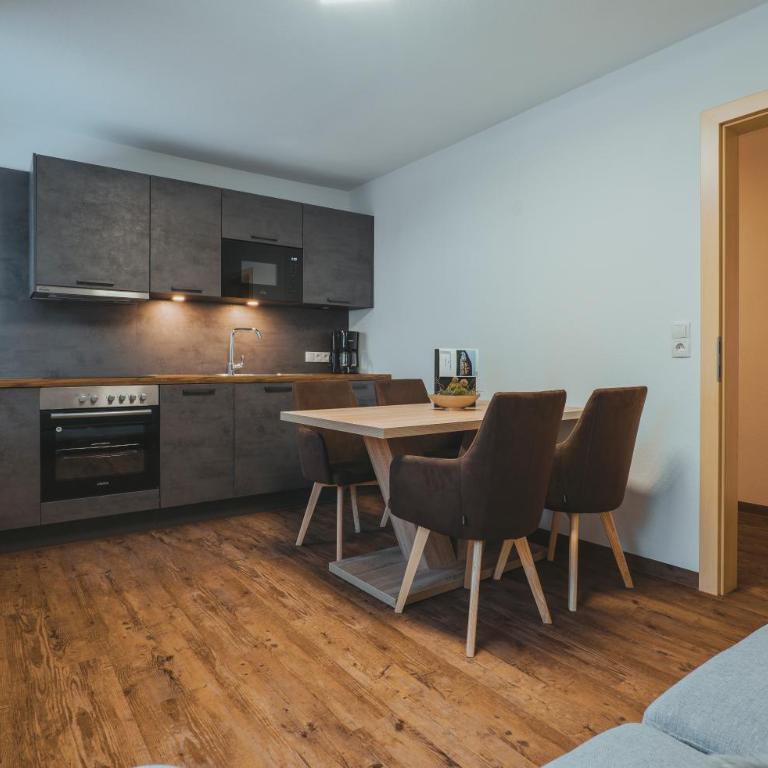 Gästehaus Eder - Two-Bedroom Apartment - 11