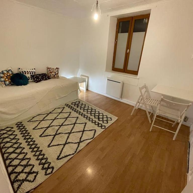 Charmant studio 2 pièces - Appartement 1 Chambre - 9