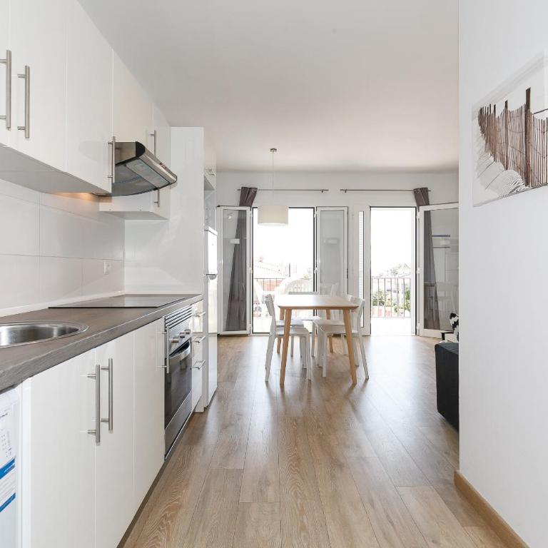 UHC Acacias Apartments - Two-Bedroom Apartment - 6
