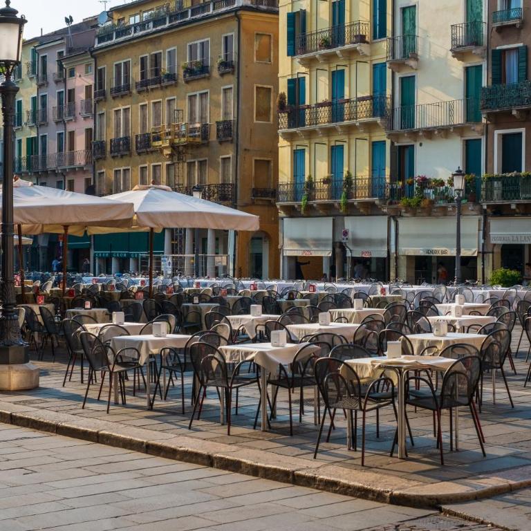 GuestHost - Piazza delle Erbe Central Apartment - Appartamento con 2 Camere da Letto - 30