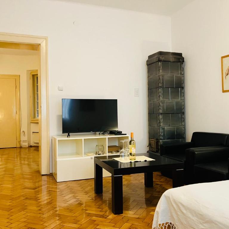 Salon Savamala - Apartman sa 1 Spavaćom Sobom - 2