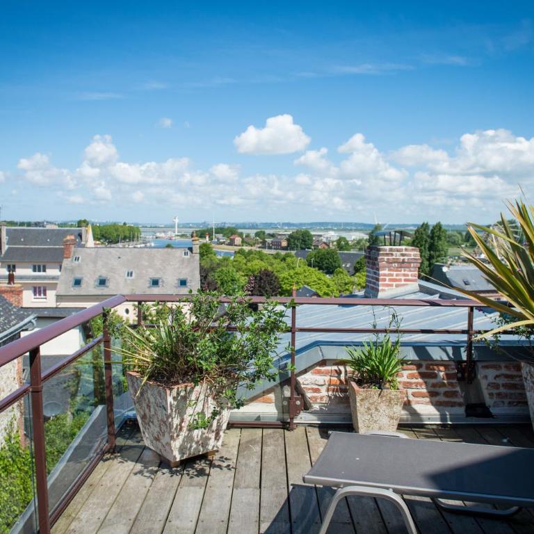Logis Saint-Léonard - Chambre Double avec Terrasse - 11