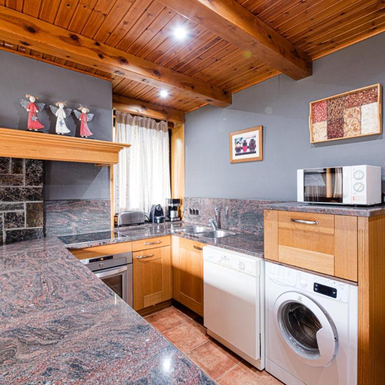 Casa Lola Pirene Chalet 12 Pax Sauna Jacuzzi Piano Vistas Vielha - Casa de 4 dormitorios - 36