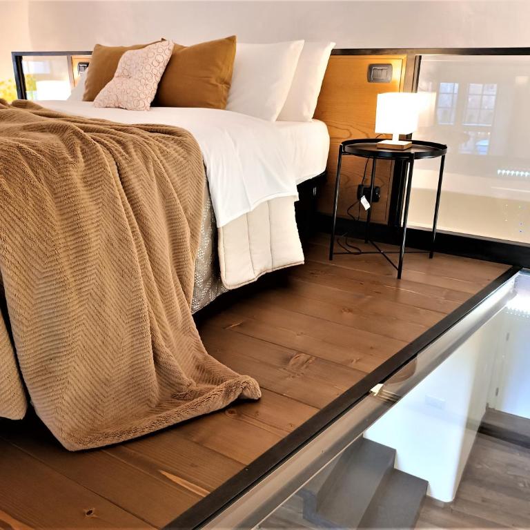 Loft Centro Storico Accesso Senza Scale "Carvajal Rooms " Due Passi dal Duomo, Netflix Incluso - Appartamento con 1 Camera da Letto - 8