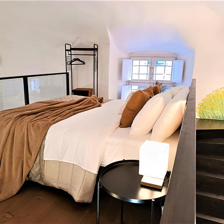Loft Centro Storico Accesso Senza Scale "Carvajal Rooms " Due Passi dal Duomo, Netflix Incluso - Appartamento con 1 Camera da Letto - 7