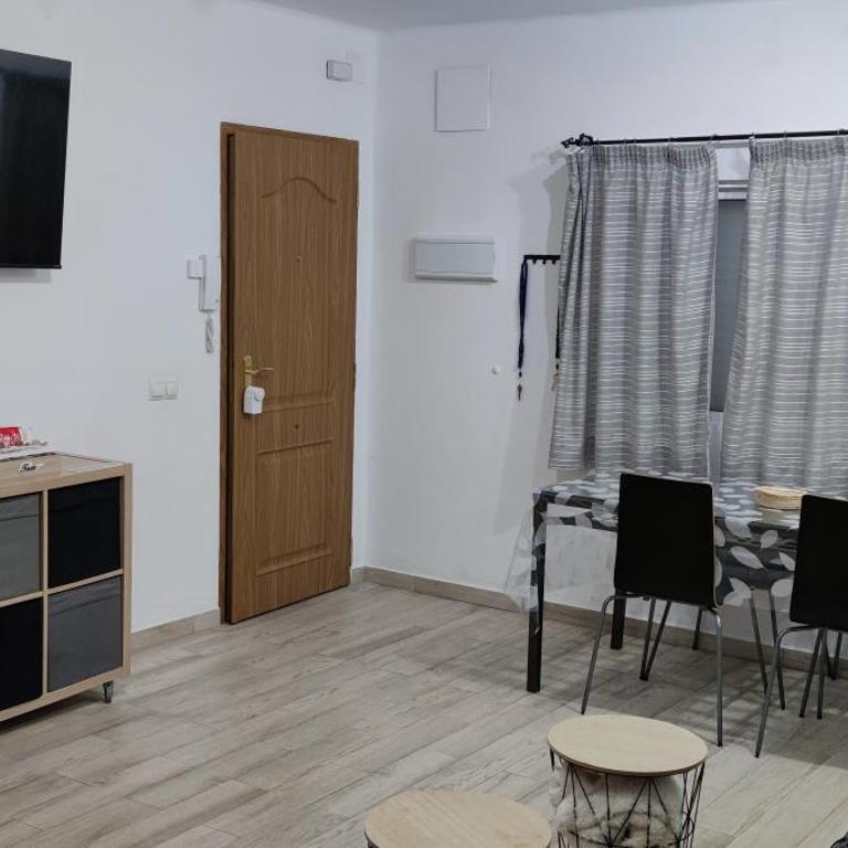 Málaga playa,centro ,bus y metro - Apartamento - 19