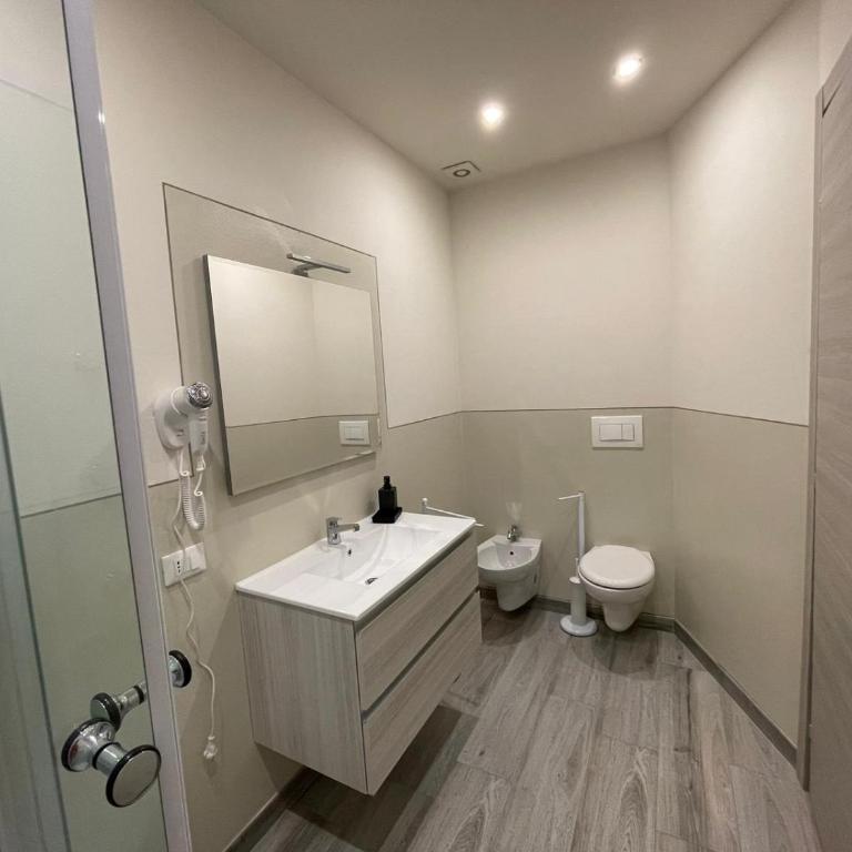 Rent room Iacopo - Camera Matrimoniale con Bagno Privato - 12