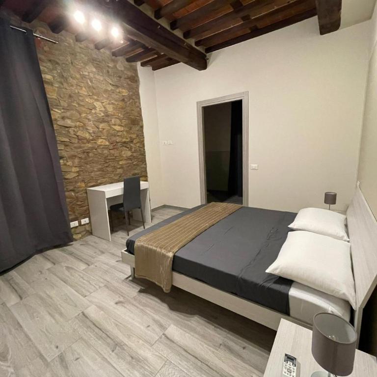 Rent room Iacopo - Camera Matrimoniale con Bagno Privato - 14