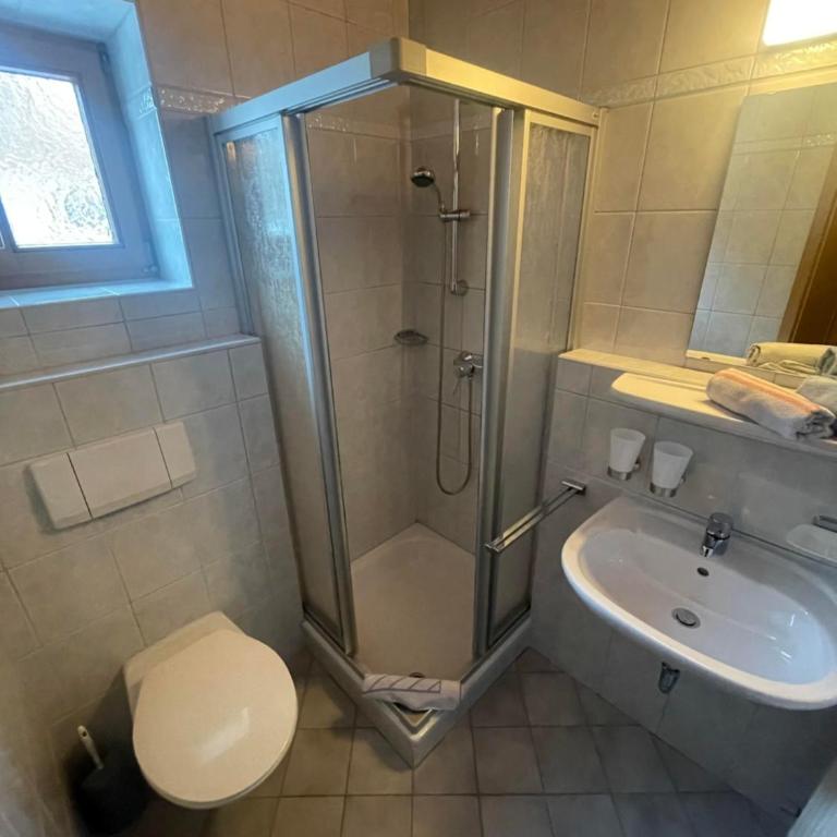 Gästehaus Glaagut - Familie Hain - Apartment mit Dusche - 13