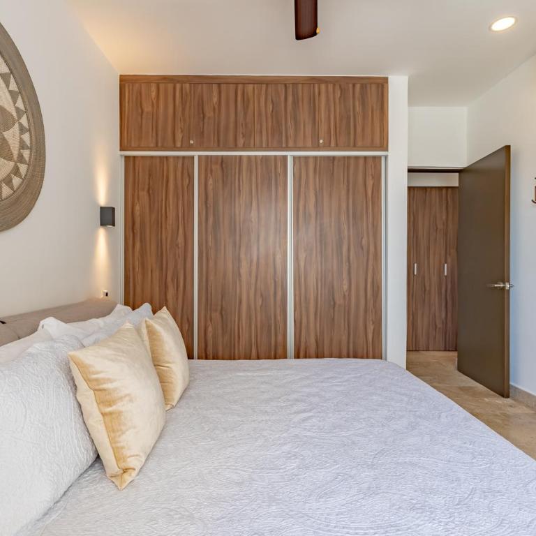 Bahay Condos steps from the beach and 5th ave - Apartamento Ático - 18