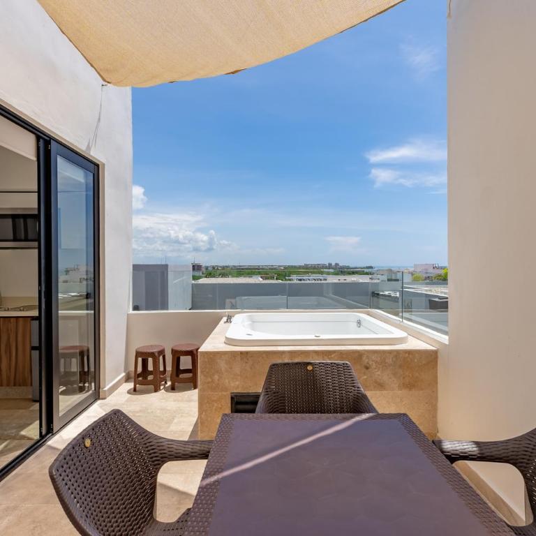 Bahay Condos steps from the beach and 5th ave - Apartamento Ático - 42