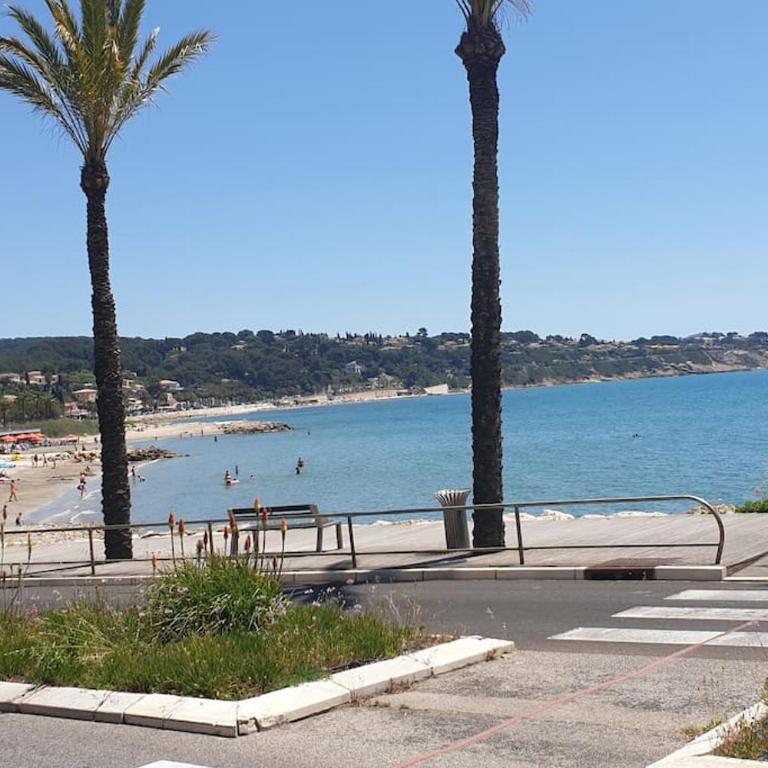 Studio +parking Bandol 3min à pied plage du vallat - Studio-Apartment - 2