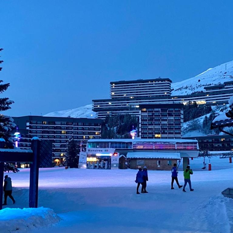 Les Menuires centre! Chaleureux studio sur les pistes! - Studio - 14