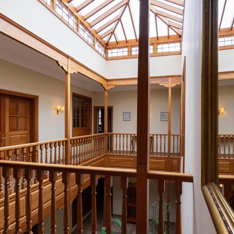 Espectacular Casa con Jardín "La Casa de Nena" - Casa de 4 dormitorios - 29