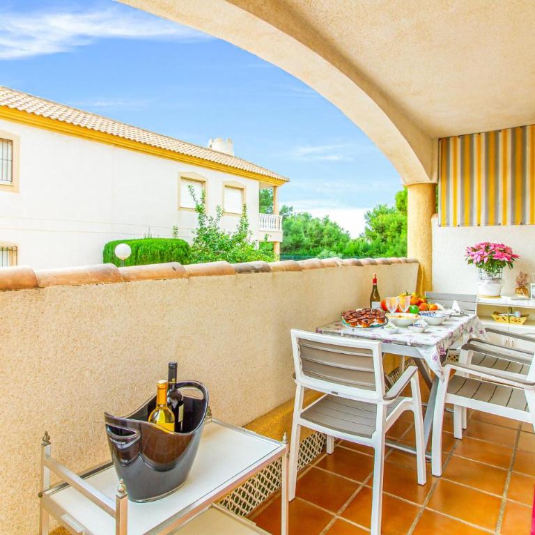 Nice Apartment In Orihuela Costa - Apartamento de 2 dormitorios - 1