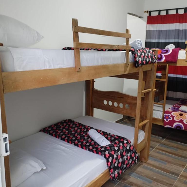 EcoHostal Tierra Prometida - Family Cabin on Boat - 2