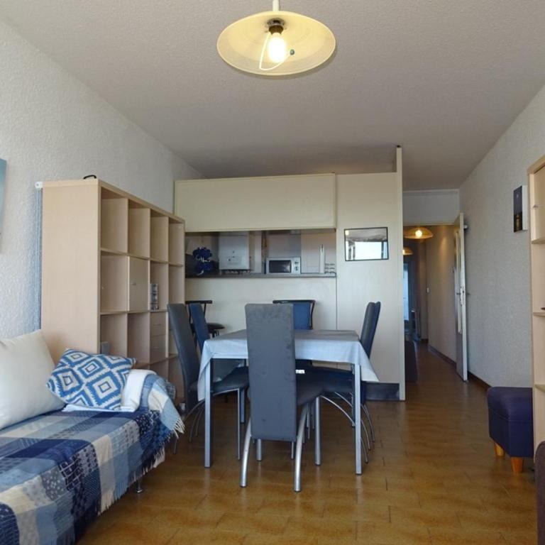 Magnifique T2 cabine 7 pers face mer avec parking et WIFI à Palavas - Appartement 1 Chambre - 2