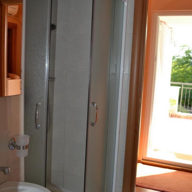 Apartmani Stipanic Tivat - Apartment with Terrace - 15