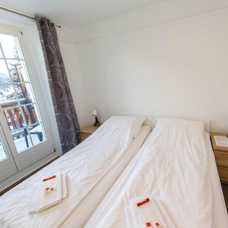 Zentrum Haus Davos - Doppelzimmer mit eigenem Bad - 17