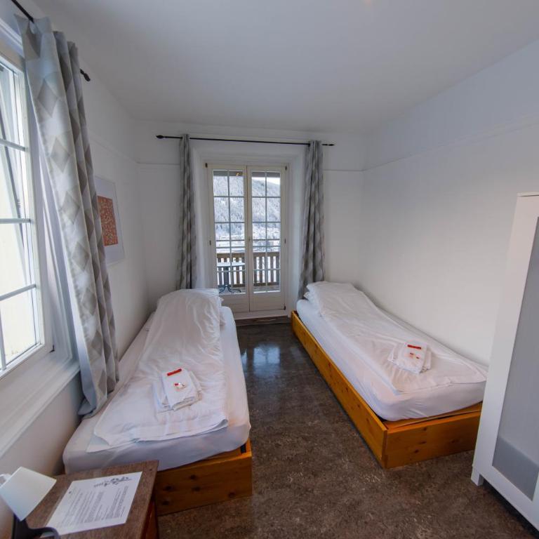 Zentrum Haus Davos - Doppelzimmer mit eigenem Bad - 13