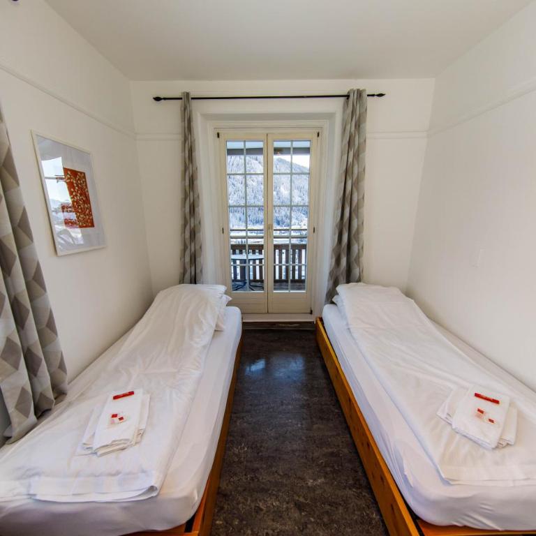 Zentrum Haus Davos - Doppelzimmer mit eigenem Bad - 10