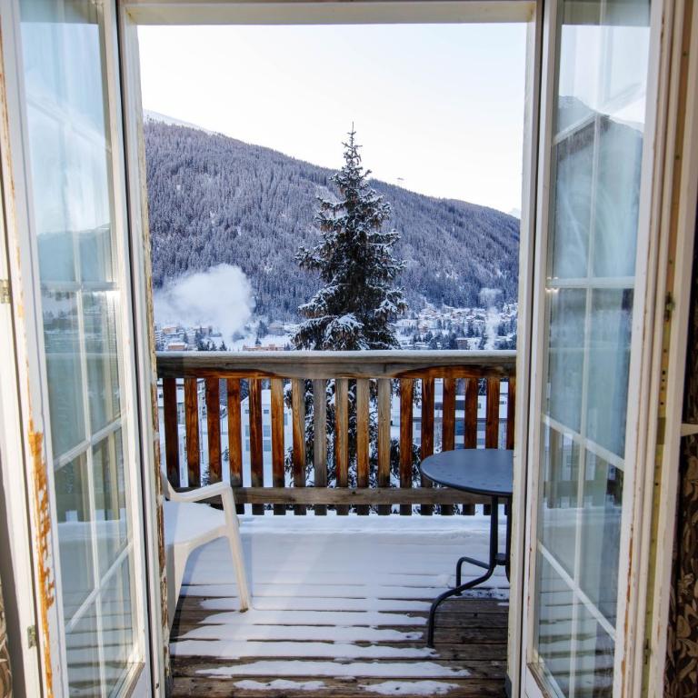 Zentrum Haus Davos - Doppelzimmer mit eigenem Bad - 12
