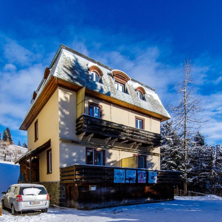 Villa Zentrum Haus Davos - Deluxe Doppelzimmer mit Balkon - 2