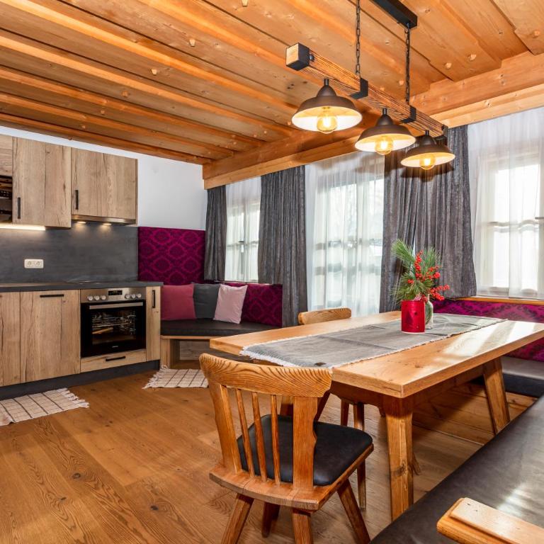 Appartement & Ferienwohnung am Baby & Kinderbauerhof Stefflhof - Apartment mit 2 Schlafzimmern und Bergblick - 2