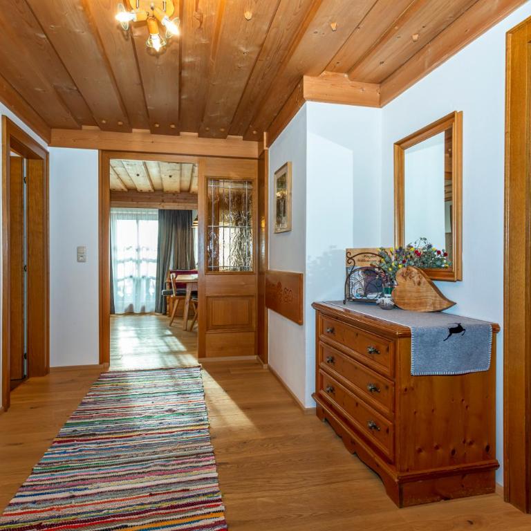 Appartement & Ferienwohnung am Baby & Kinderbauerhof Stefflhof - Apartment mit 2 Schlafzimmern und Bergblick - 8