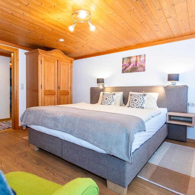 Appartement & Ferienwohnung am Baby & Kinderbauerhof Stefflhof - Apartment mit Balkon - 5