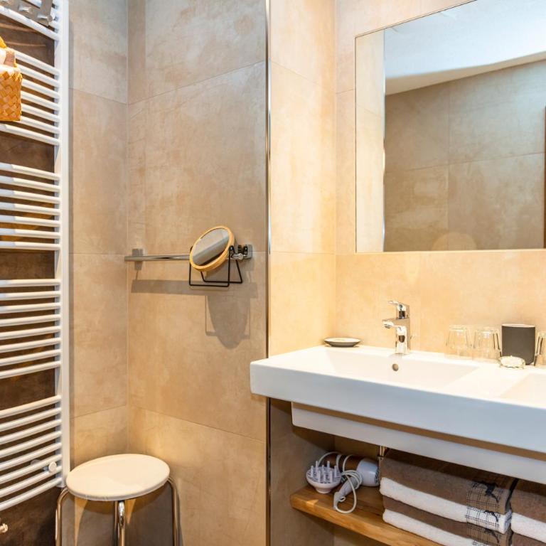 Appartement & Ferienwohnung am Baby & Kinderbauerhof Stefflhof - Apartment mit 2 Schlafzimmern und Bergblick - 11