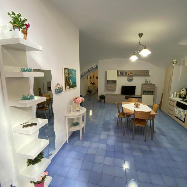 Casa Sissy - Appartamento con 2 Camere da Letto - 2