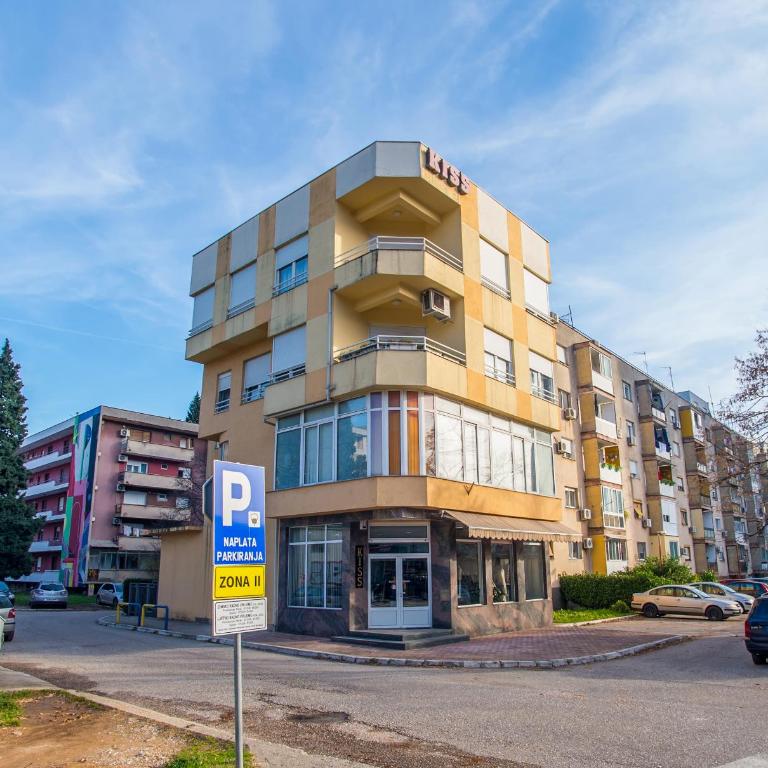 Comfortable Apartment In Mostar - Two-Bedroom Apartment - 17